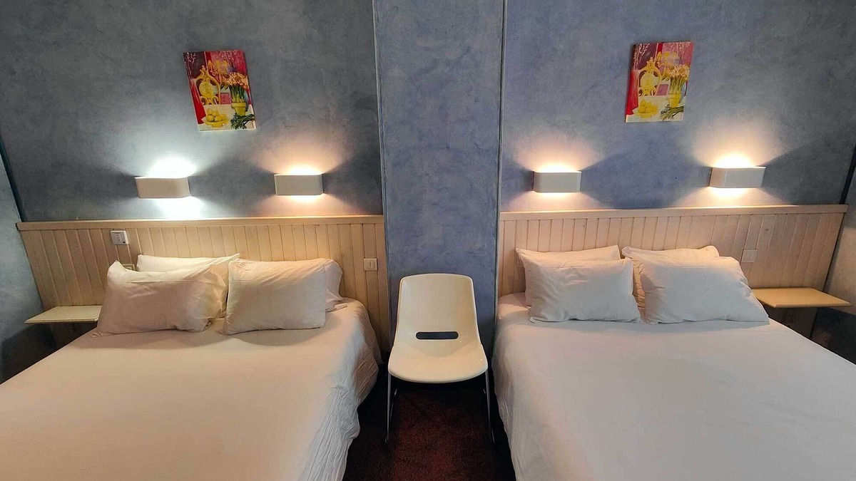 Quillan Hotel | LOGIS, Hôtel Cartier