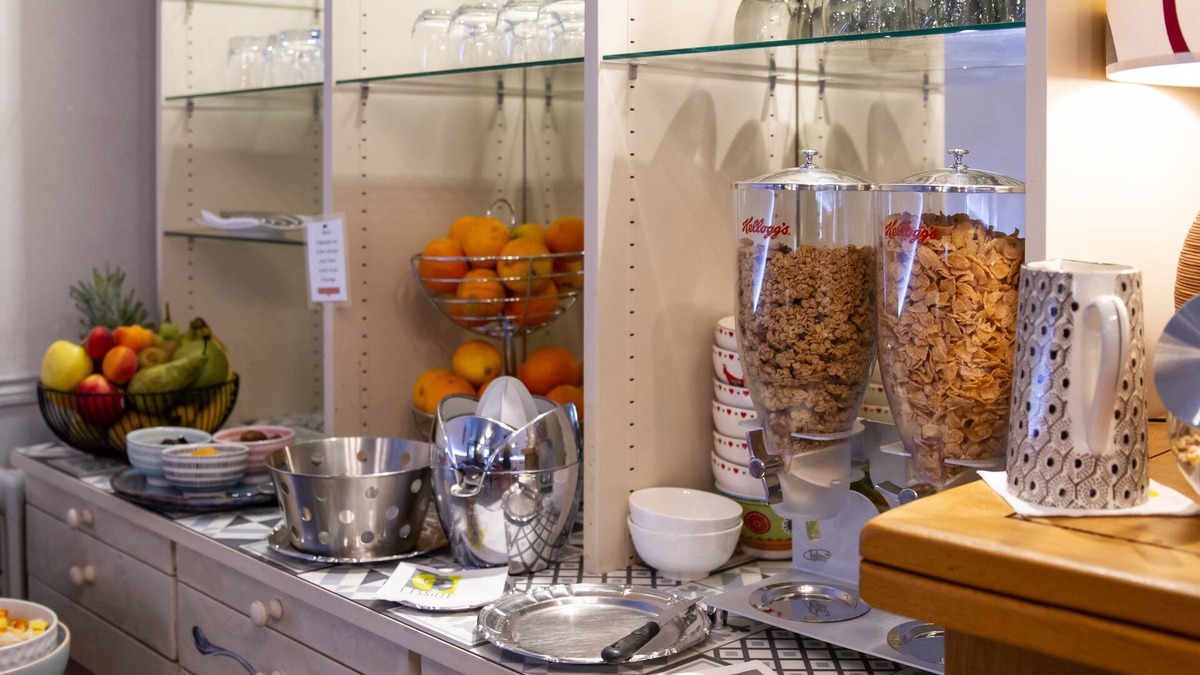 Bassac Hotel | Logis Hôtel l'Essille