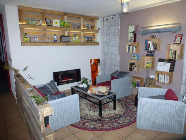 Villalbe Hotel | Logis Hôtel l'Etoile