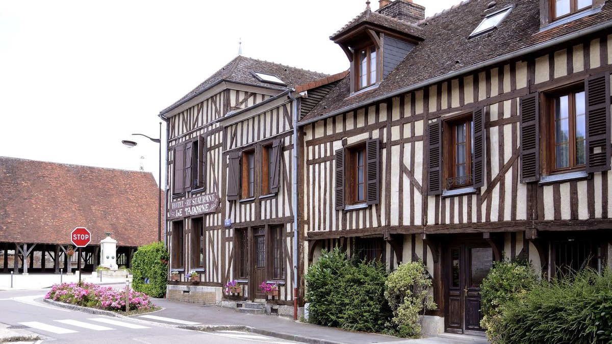 Piney Hotel | LOGIS Le Tadorne