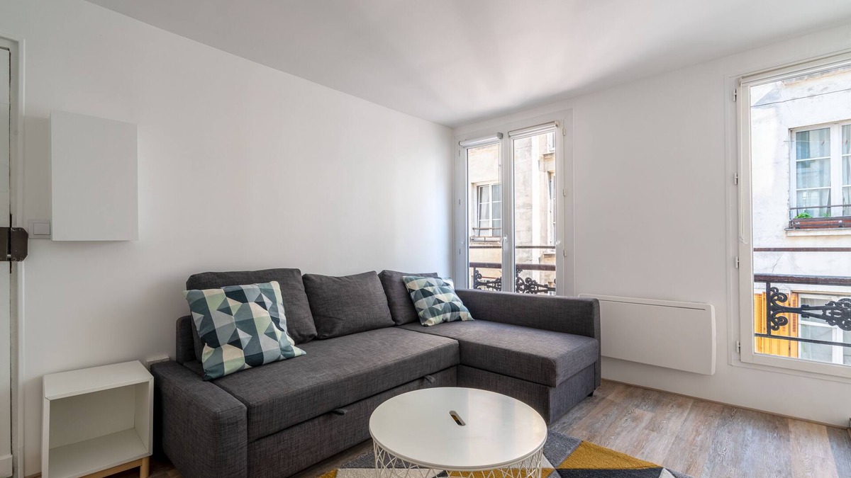 Belleville Apartment | Loire Apartment