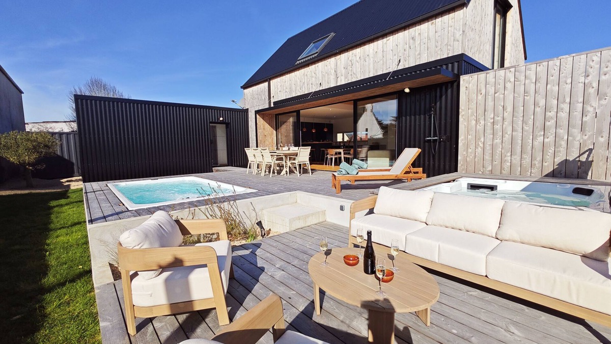 Locquirec Villa | Loki Home - Jacuzzi & Spa