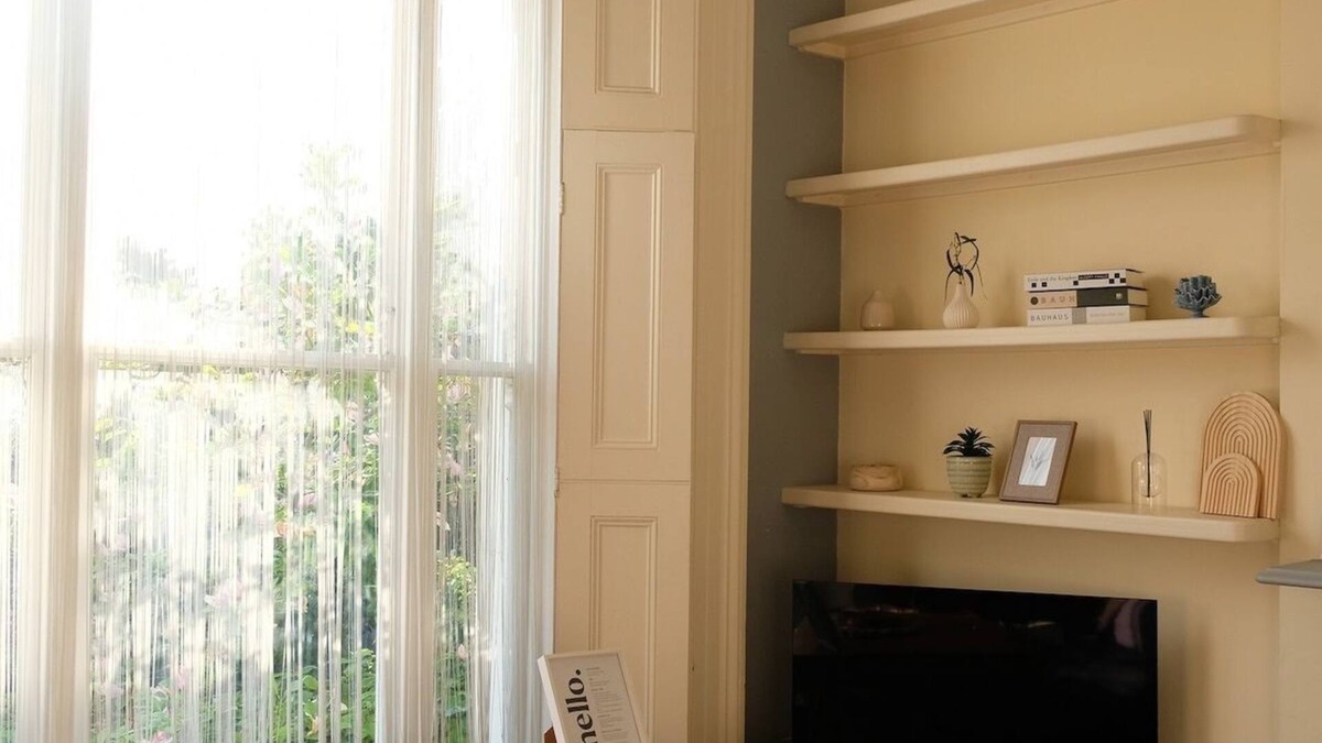 Kilburn Apartment | London 2 bed | Iconic Abbey Road | Zone 2