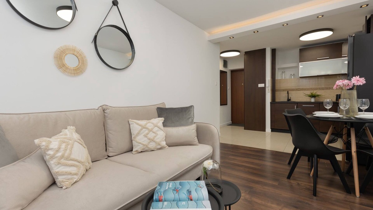 Saska Kepa Apartment | Londynska 9 | Elegant Apartment | Pets Allowed