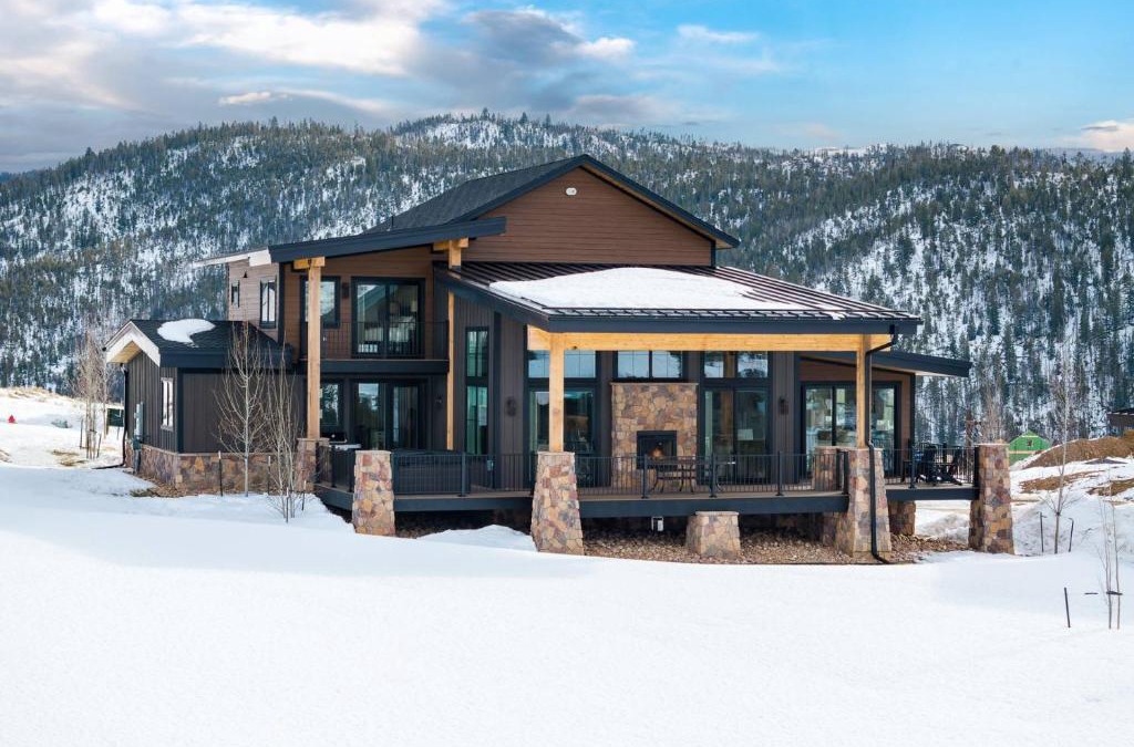 Granby House | Lone Eagle 855
