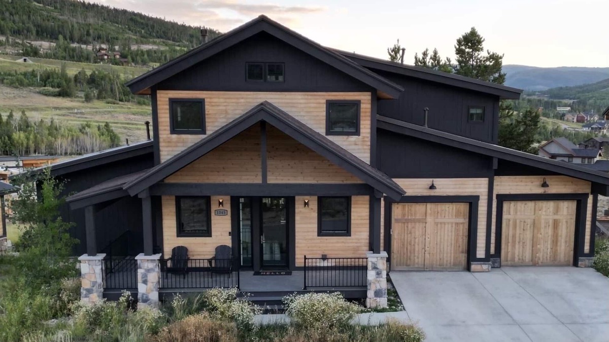 Granby House | Lone Eagle Luxury Mountain Getaway with Hot Tub + Gym/Peloton