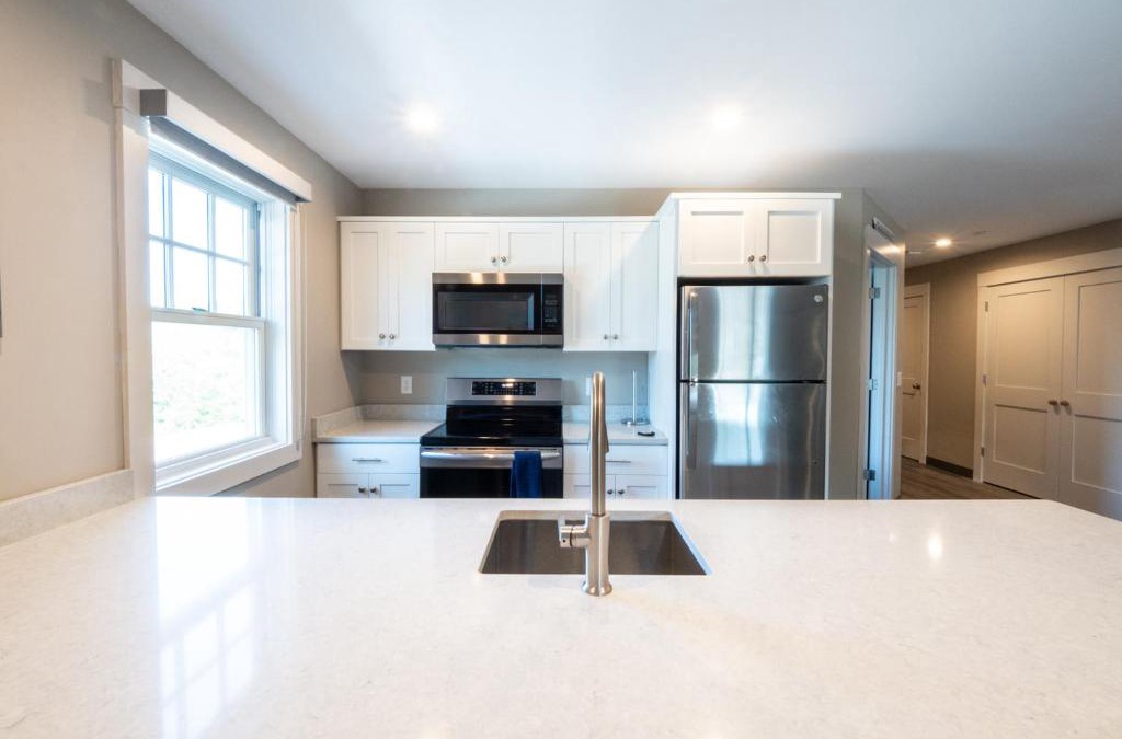 Gloucester Hotel | Long Beach Suites