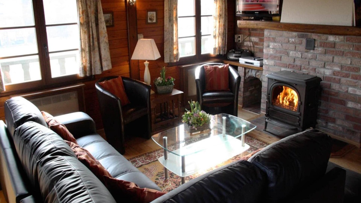 Walk Ski Chalet | Longfaye Chalet with Sauna