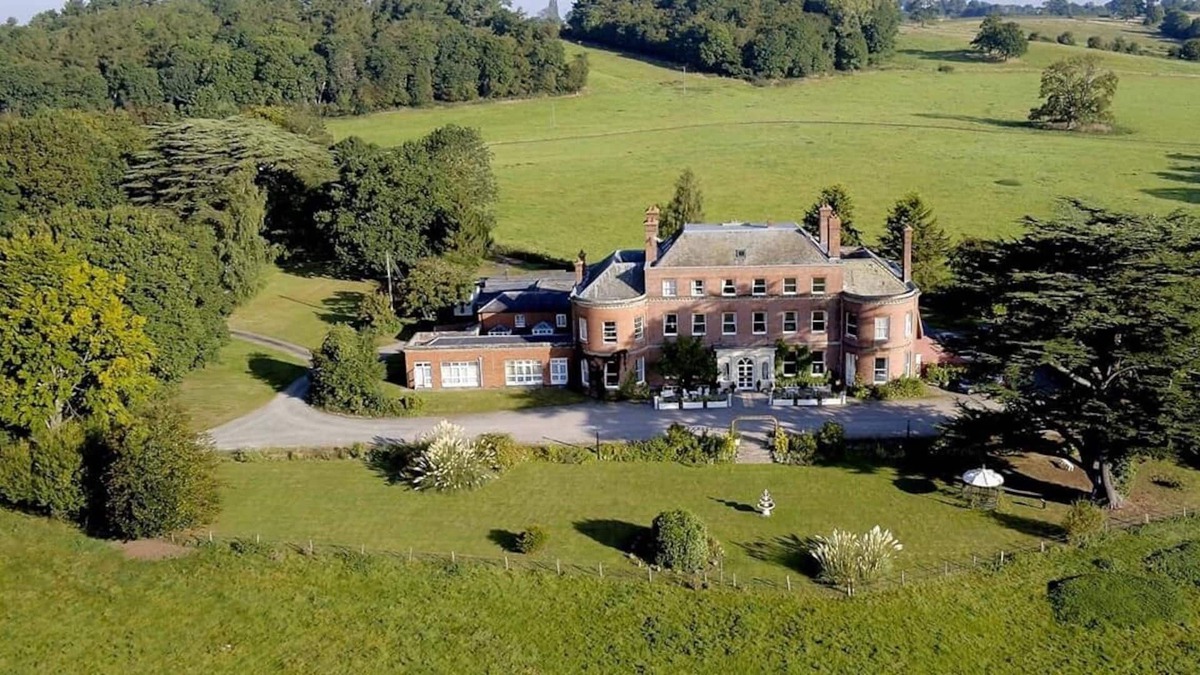 Hereford Hotel | Longworth Hall Hotel