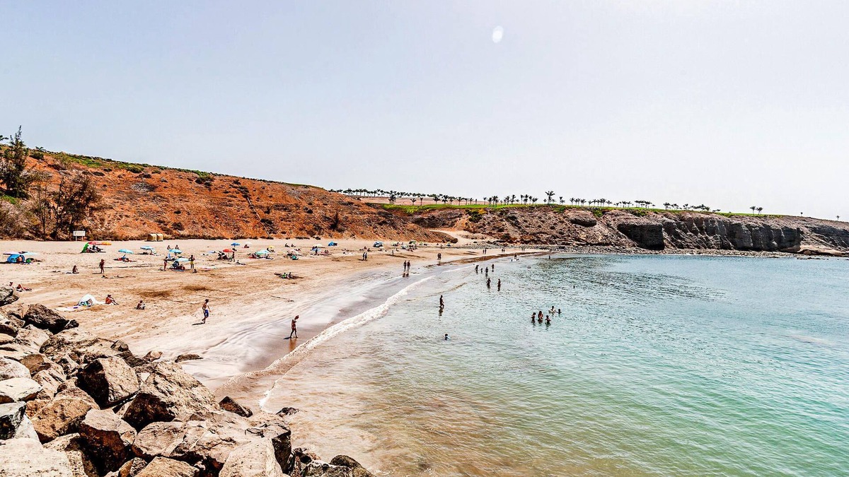 Pasito Blanco House | Look forward to a wonderful vacation in this inviting vacation home near the sea.