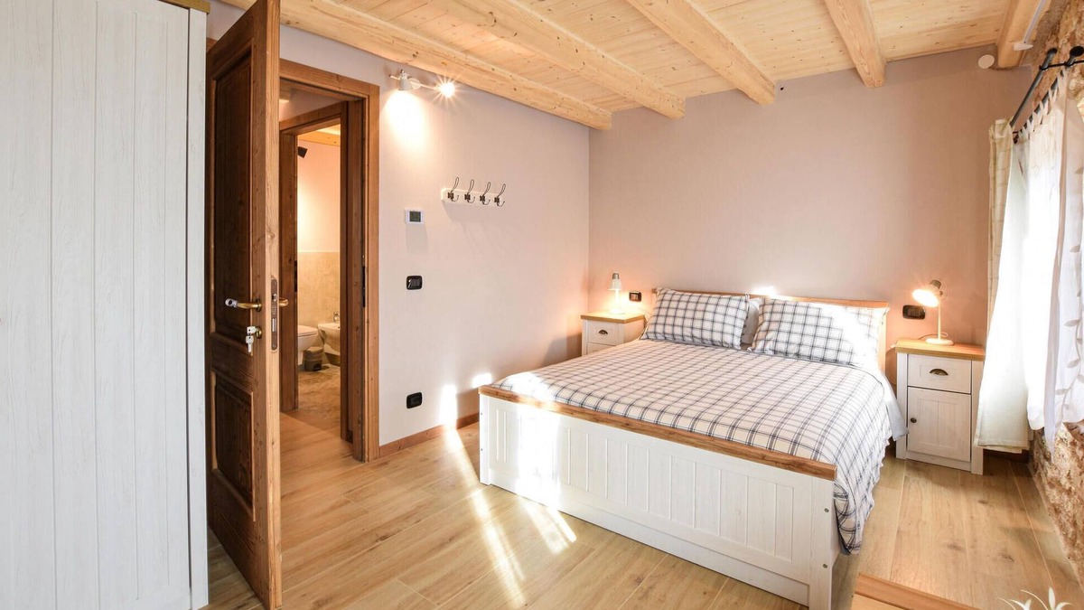 Velo Veronese Apartment | Look forward to a wonderful break from everyday life in this comfortable vacation apartment.