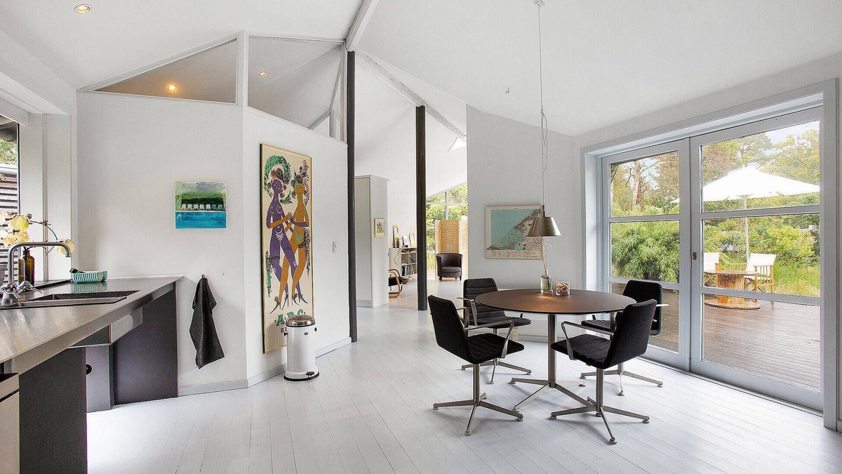 Tisvildeleje House | Look forward to this architectural gem on your vacation home vacation.