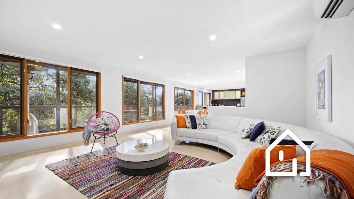 McCrae House | Lookout & Sea - Beachfront Bliss in McCrae