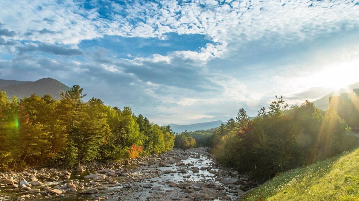 Lincoln Condo | Loon Mountain/Riverfront Condo Sleeps 6