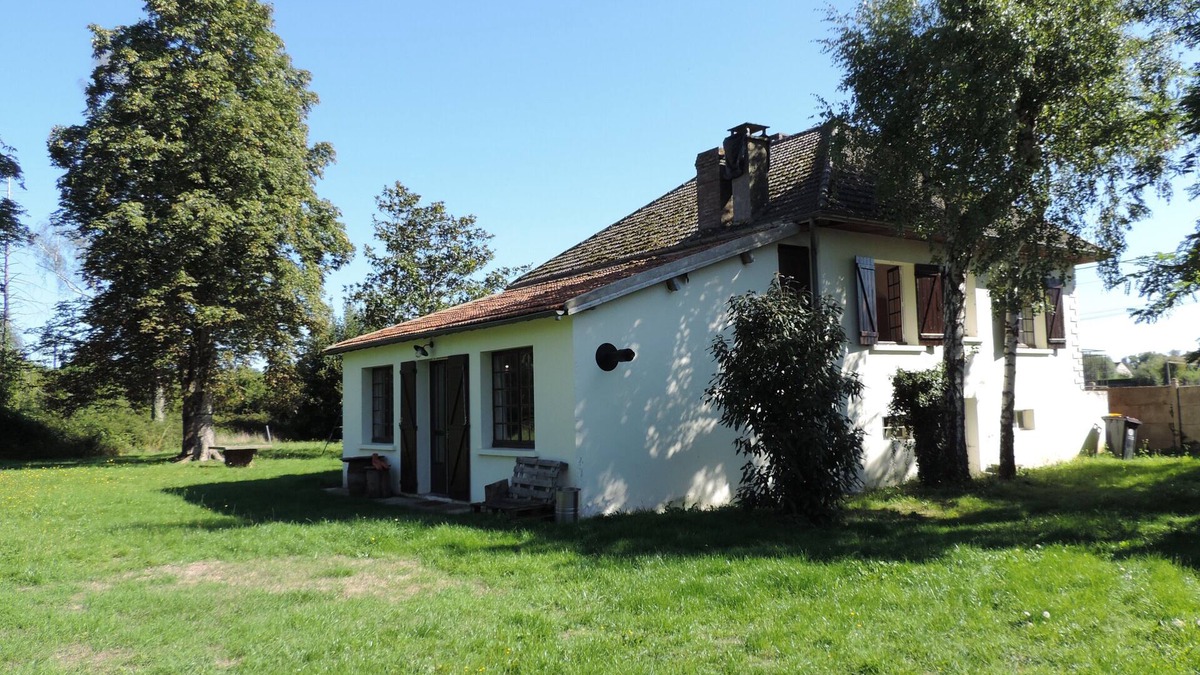 Les Houches House | L’Opporak, a country house near Auxerre