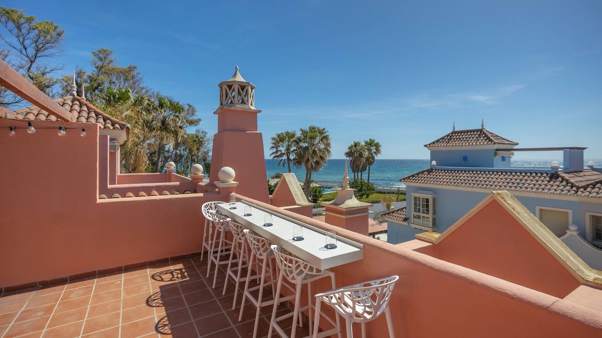 Puerto Banus Villa | Lorea Playa, Luxury 6 Bedroom Villa with Seaview
