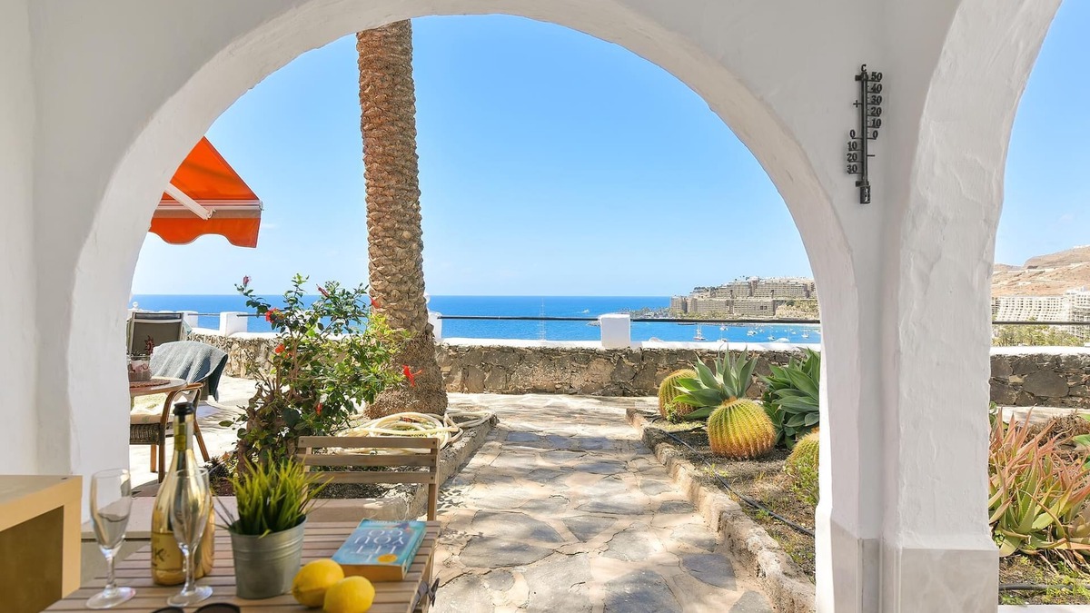 Arguineguin Apartment | Los Canarios 122 by VillaGranCanaria