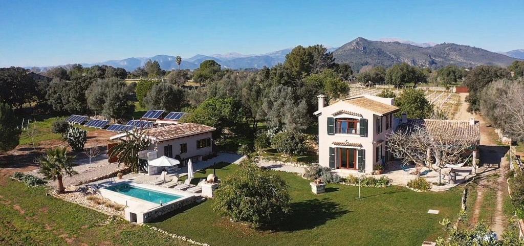 Inca Ski Chalet | Los Dos Caballeros Winery & Vacation Rental