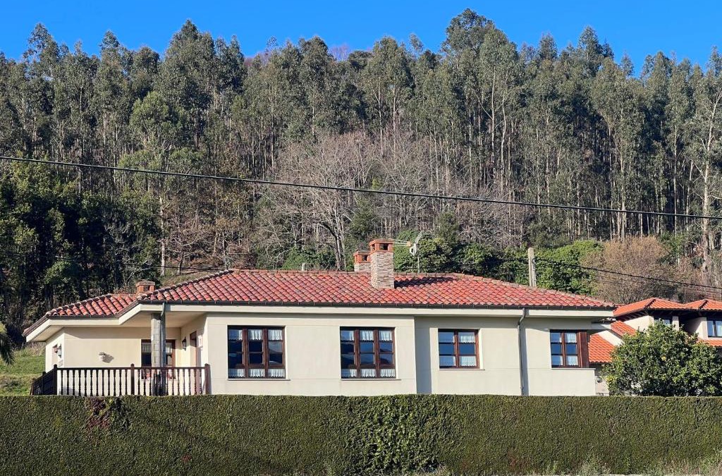 Llanes House | Los Robles Andrin