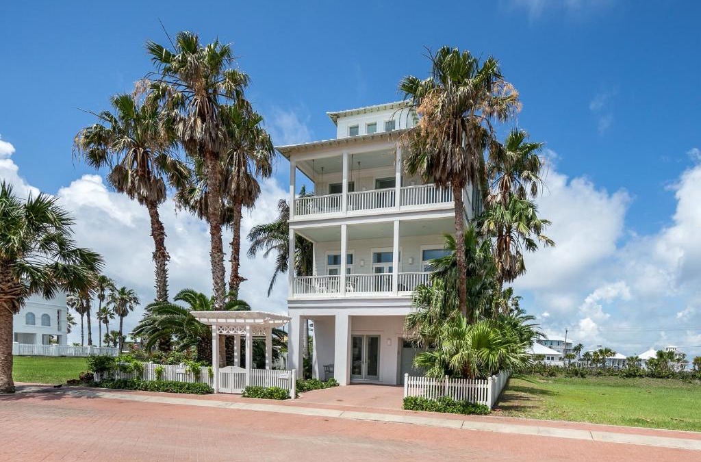 The Shores House | Lotus Villa - Private beach house with Pool and Hot Tub home
