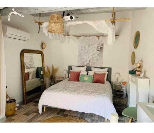 Le Barroux Apartment | Love Appart Balnéo Jacuzzi Romantique Insolite