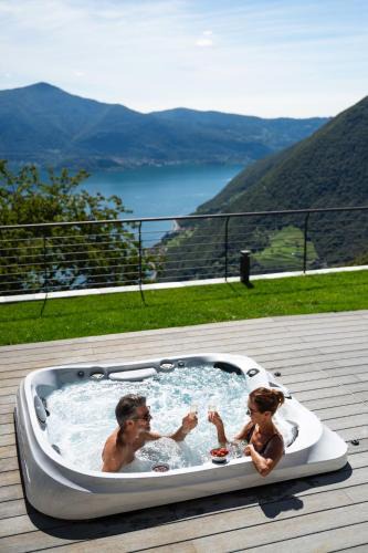 Tavernola Villa | Love Italy Homes - Villa Sebino Relais