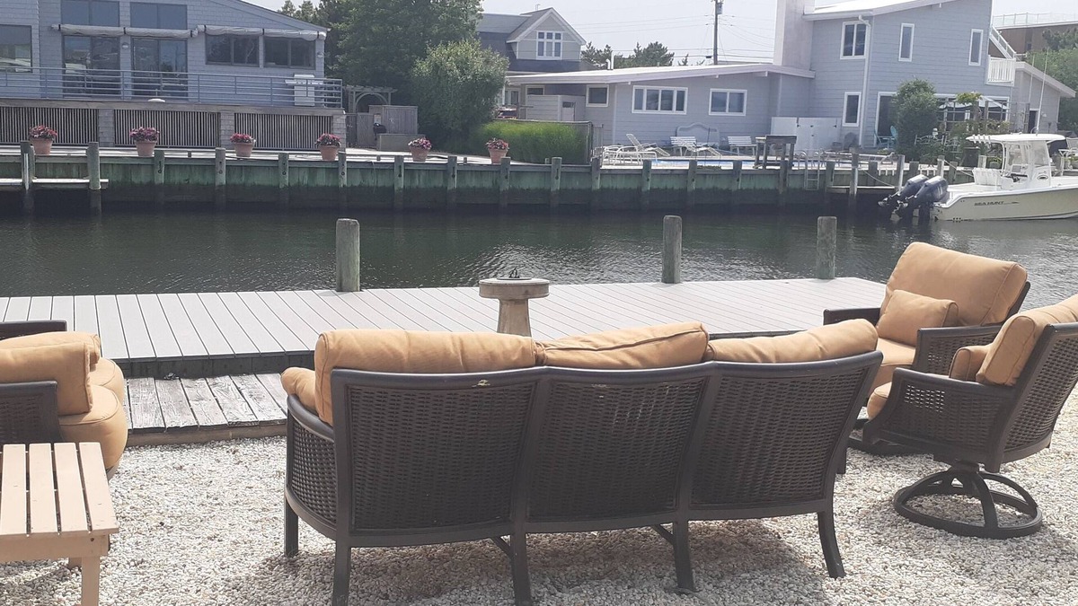 Loveladies House | Loveladies Lagoonfront, 3 BR, sleeps 8, 1.5 bath, Private Beach Parking pass