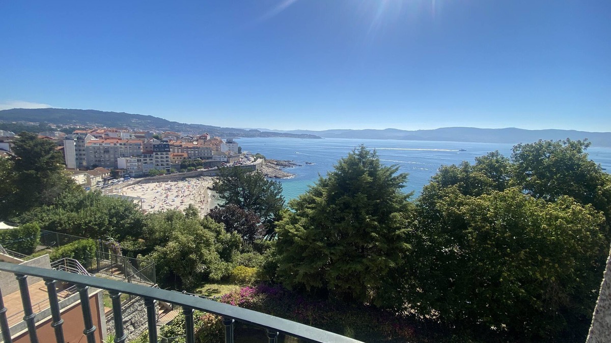Portonovo Apartment | Lovely 1-Bed Apartment in Portonovo, Spain