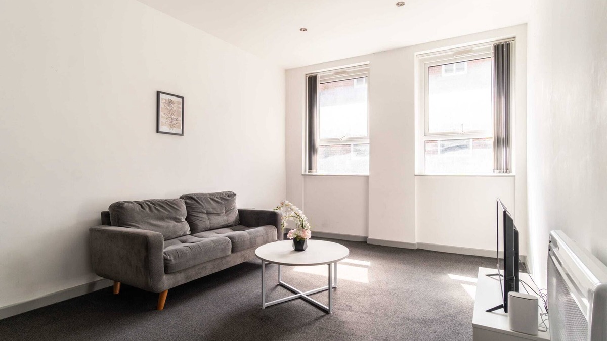 Blackburn Apartment | Lovely 1 Bed Apartment in Central Blackburn