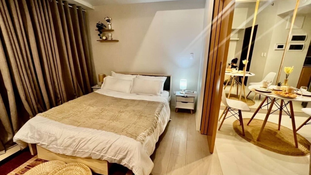 Pinagsama Condo | Lovely 1 Bedroom with City View in the middle of BGC