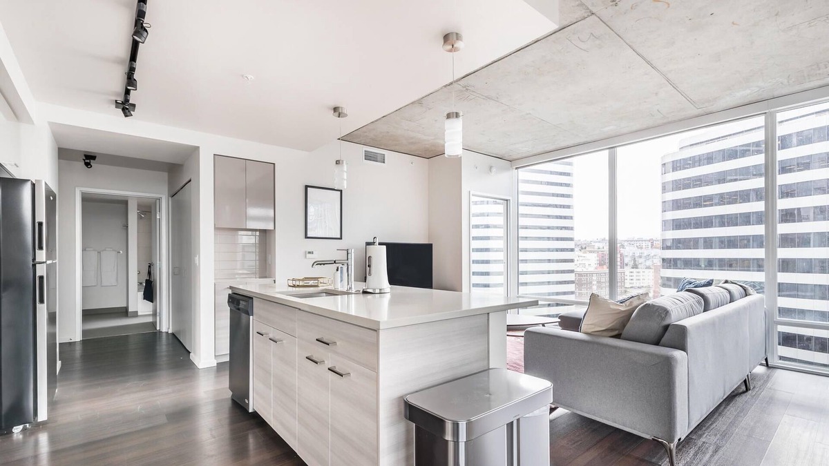 Belltown Apartment | Lovely 1BR in Seattle, Pool + Pet-Friendly