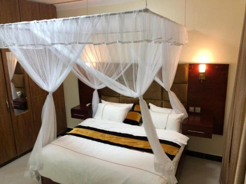 Entebbe Apartment | Lovely 2 Bed Apartment in Entebbe