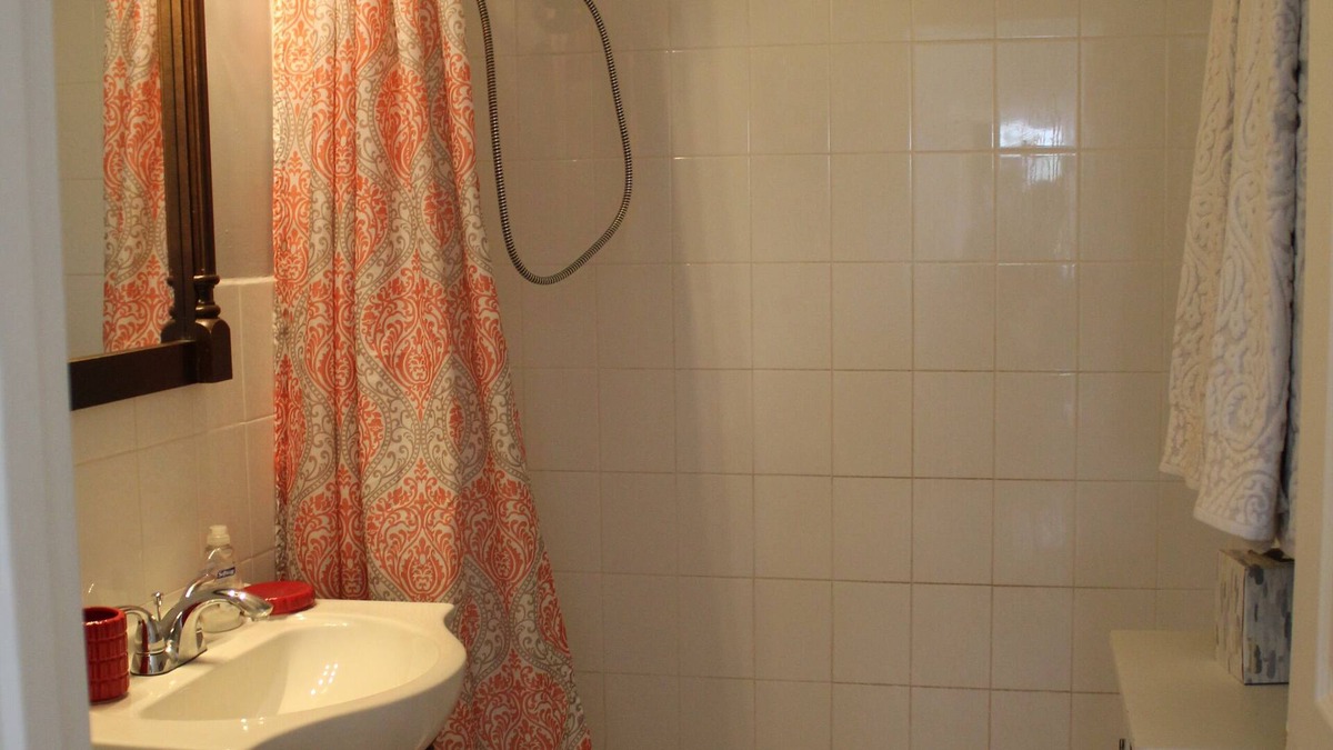 Morgan Park Apartment | Lovely 2 bedroom Boutique Suite in Beverly.