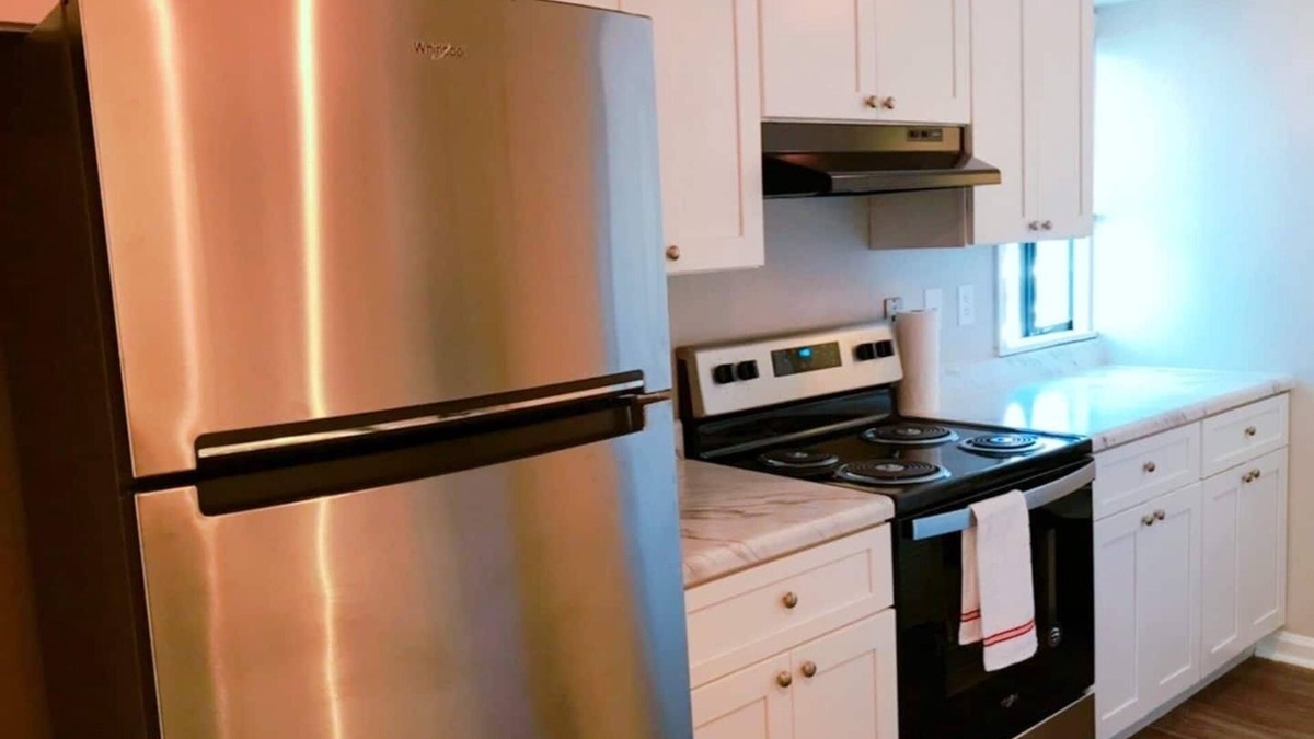Green Valley Condo | Lovely 2 bedroom condo perfect for long term stays