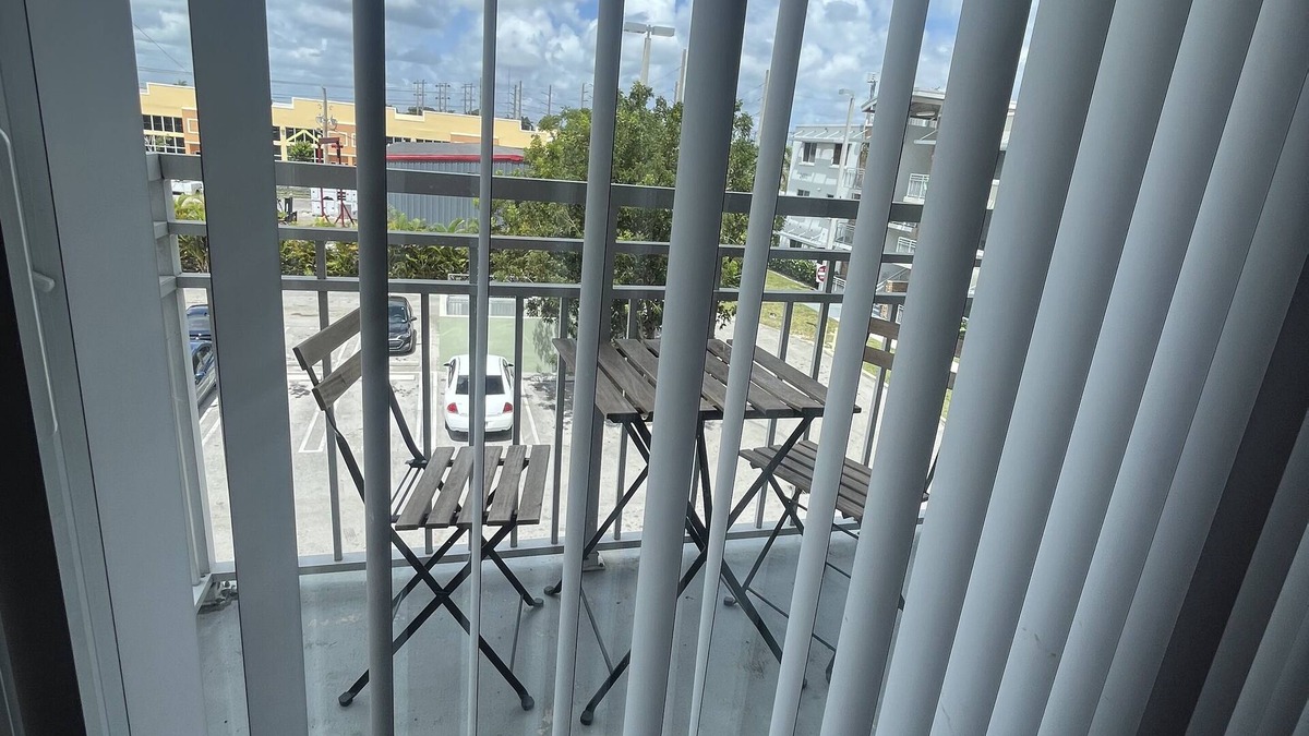 Princeton Apartment | Lovely 2-bedroom rental unit w/pool/gym