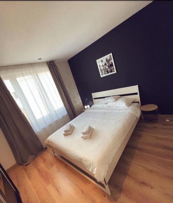 Sint-Jans-Molenbeek Apartment | Lovely 2 Bedrooms Apartment
