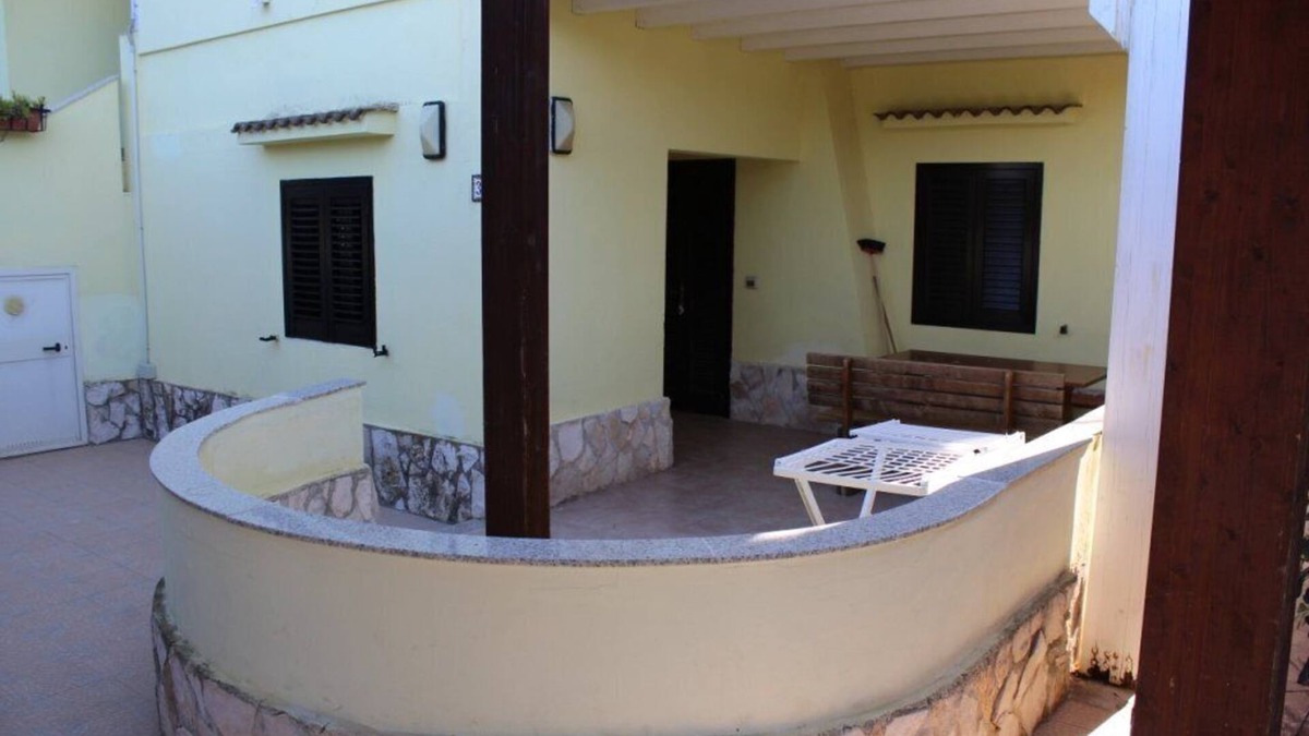 Defensola Condo | Lovely 3-bedroom, 3-bathroom ground floor apartment - Sfinale