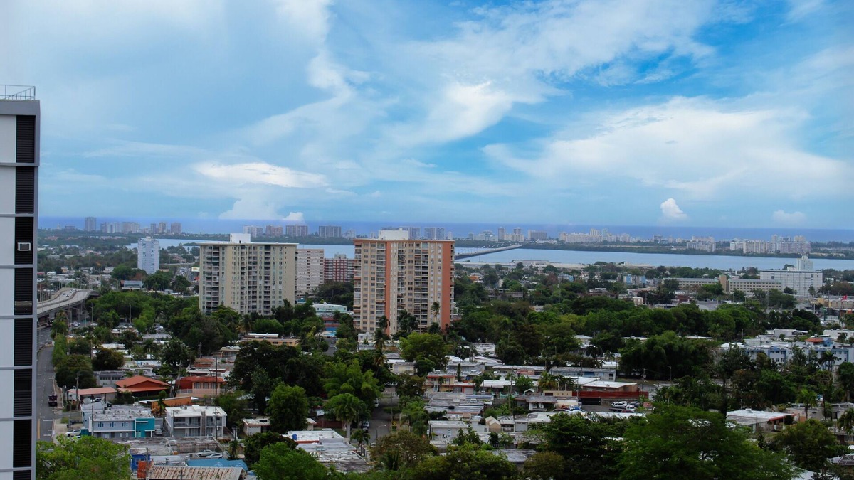 Rio Piedras Condo | Lovely 3-bedroom condo with Penthouse Views