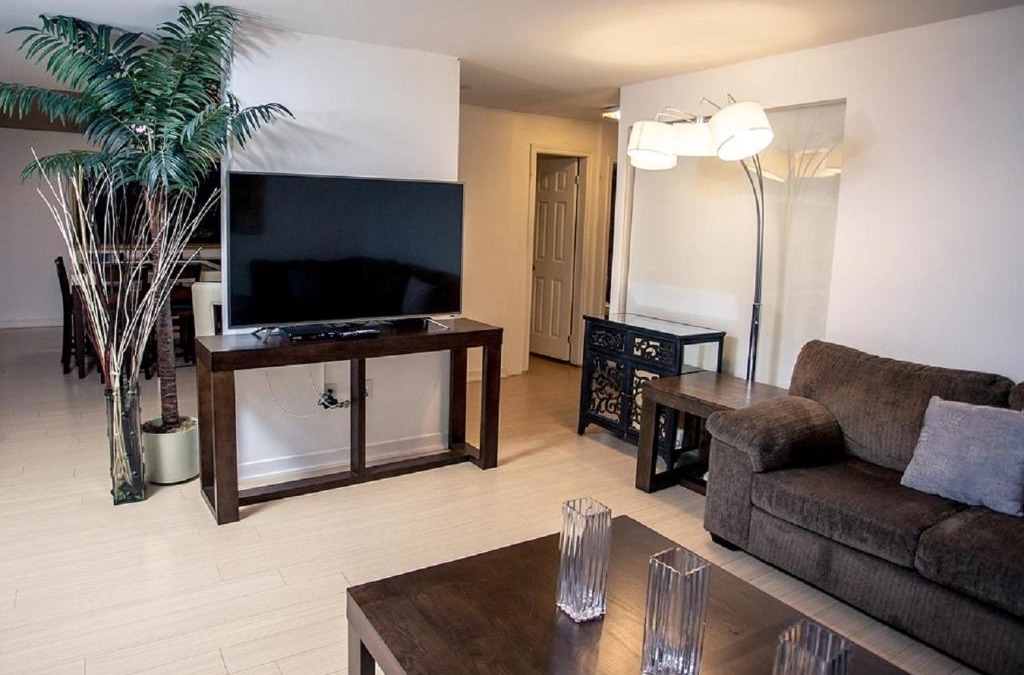CityPlace Apartment | Lovely 3-Bedroom corner suite *10