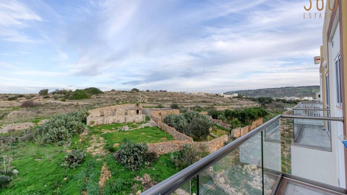 Mgarr Apartment | Lovely 3BR Apt w/Private Balcony & Views in Mgarr