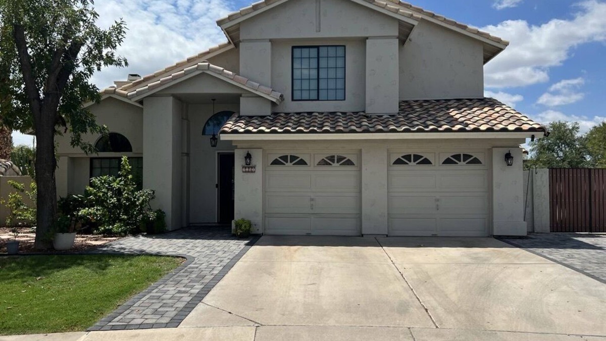 Val Vista Lakes House | Lovely 4 bedroom home with pool and extras!