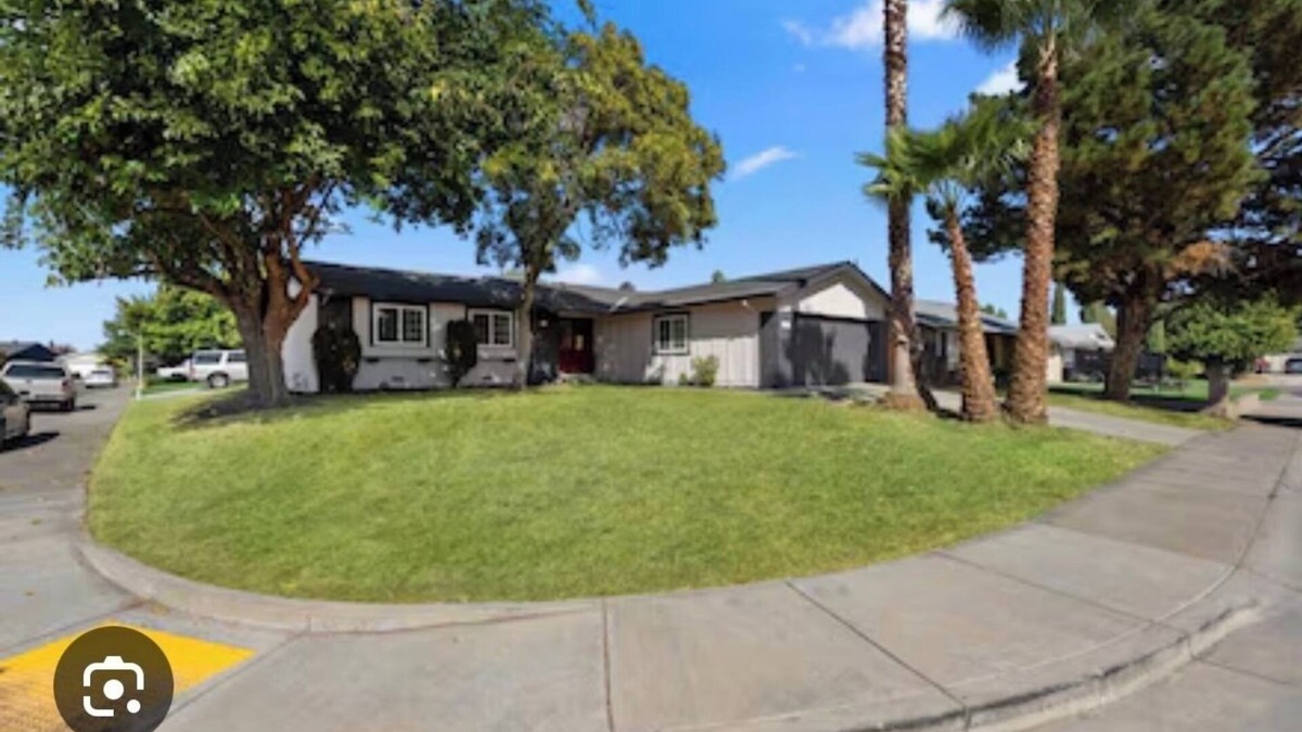 Southwestern Sacramento House | Lovely 4-bedroom house with AC in Sacramento