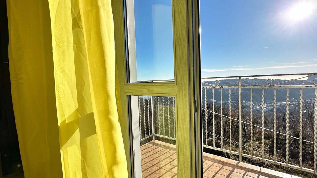 San Lazzaro Apartment | Lovely 6-bed Apartment on the Amalfi Coast