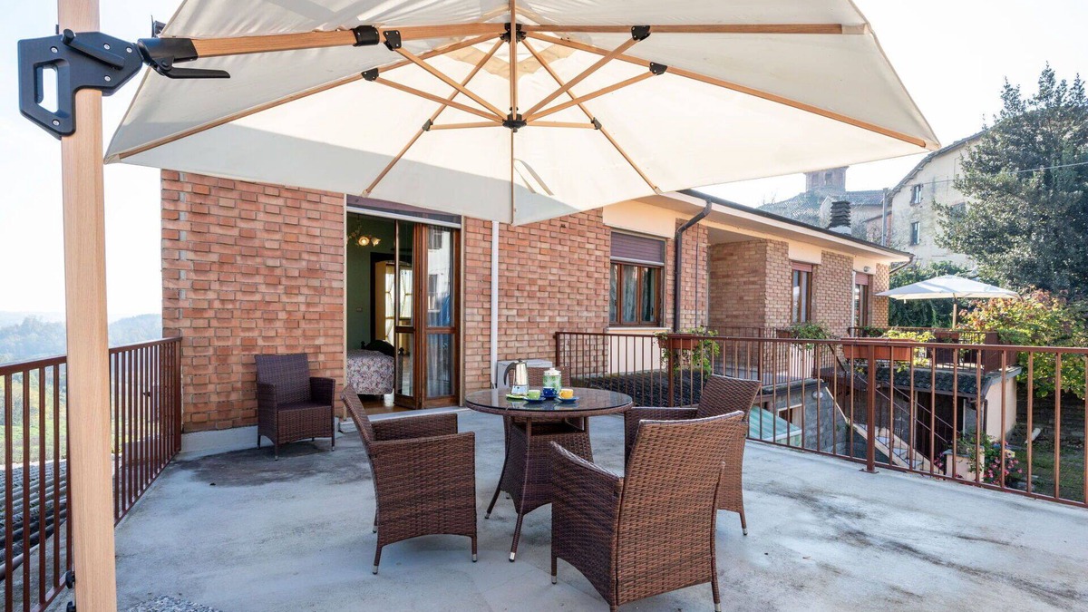 Castagnole Monferrato Apartment | Lovely apartment for 4 people with A/C, WIFI, TV and terrace