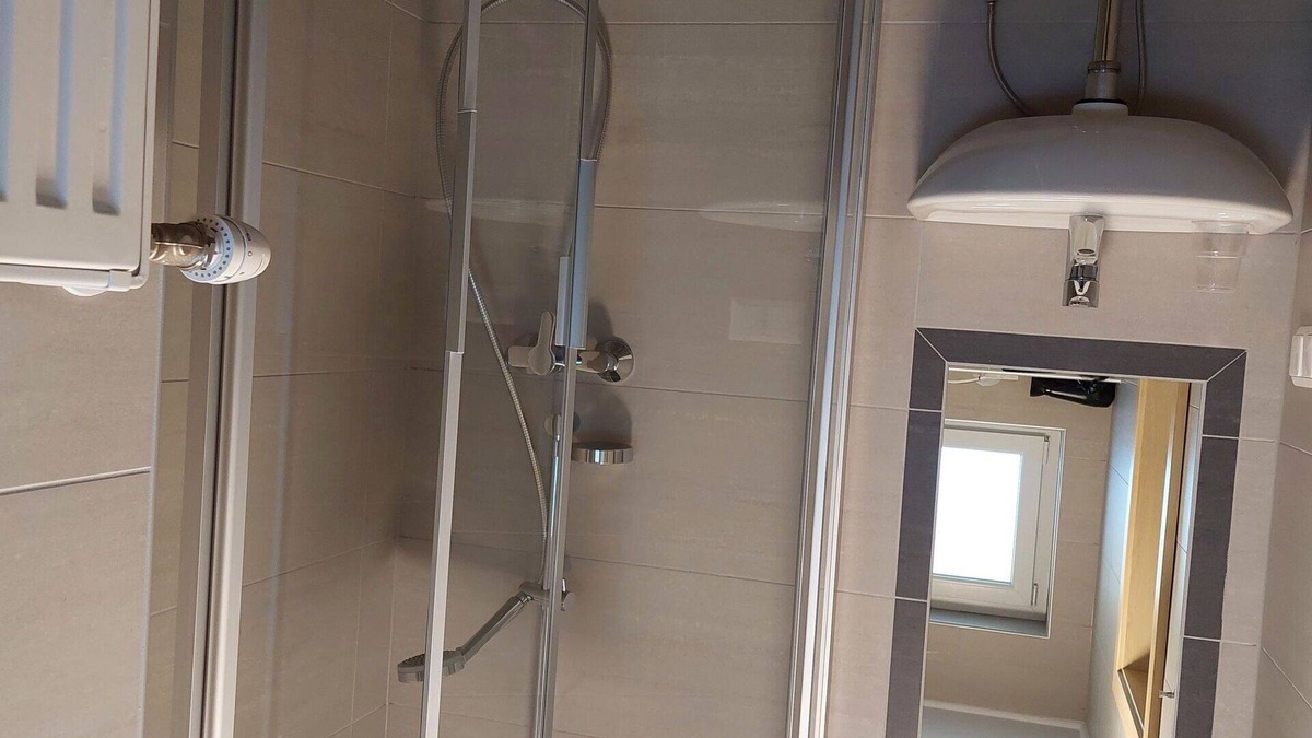 Augsdorf Apartment | Lovely apartment for 6 people with WIFI, TV and balcony