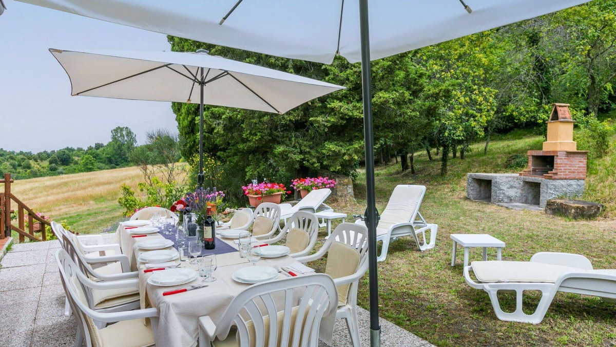 Castellina Marittima Apartment | Lovely apartment for 10 people with WIFI, pool, TV, terrace, pets allowed and panoramic view