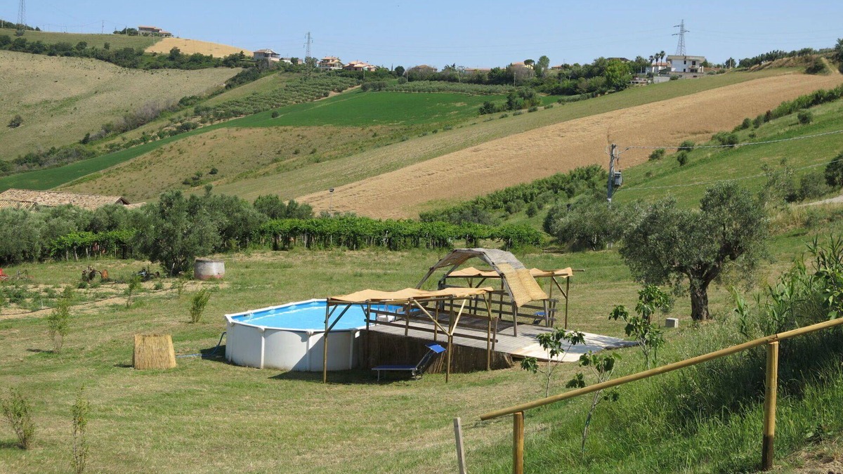 Cologna Spiaggia Villa | Lovely apartment in villa with A/C, WIFI, pool, hot tub, TV, patio, pets allowed and panoramic v.