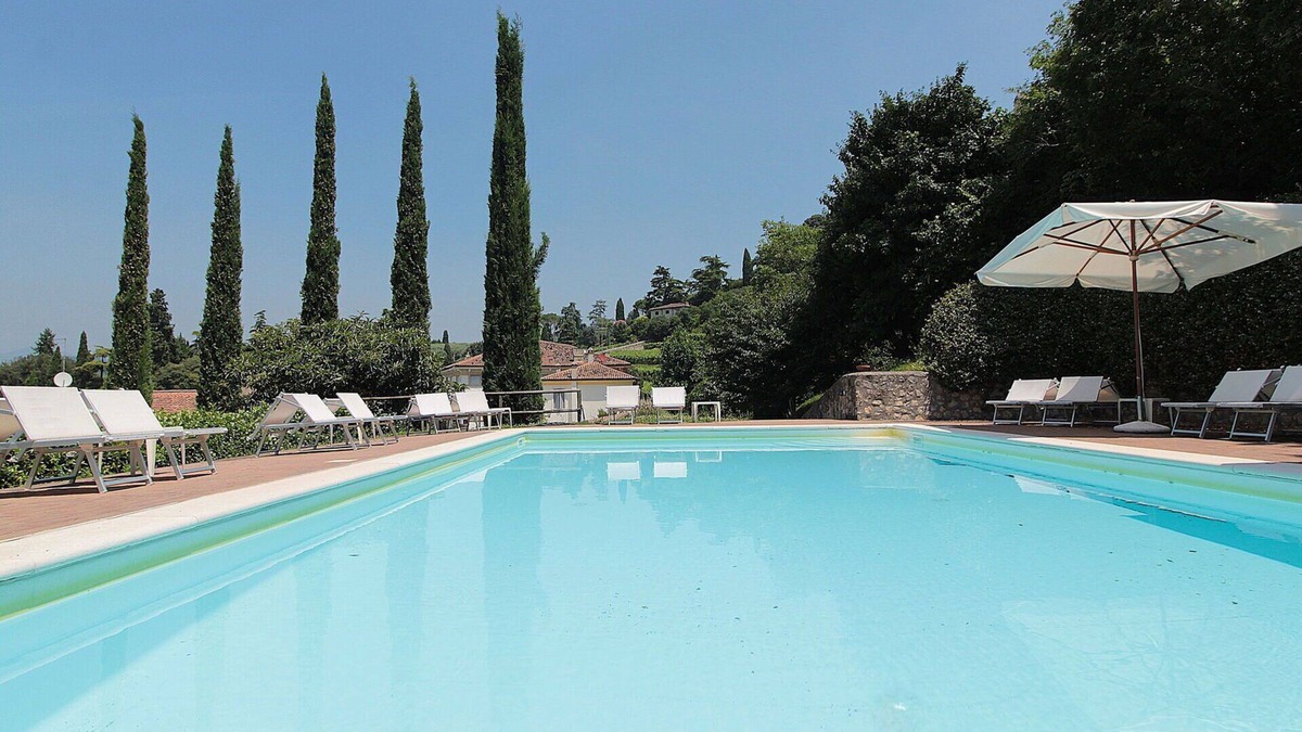 Colognola ai Colli Apartment | Lovely apartment for 5 guests with WIFI, A/C, pool and TV, close to Verona