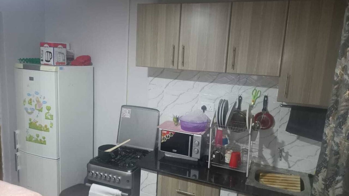 Nairobi West House | Lovely apartment 10 15 minutes to JKIA airport and SGR