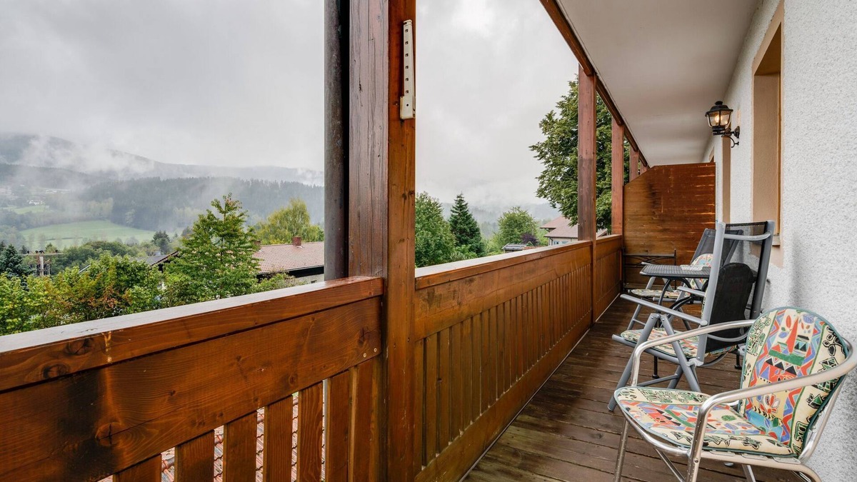 Schwarzenbach Apartment | Lovely Apartment in Schwarzenbach with Sauna